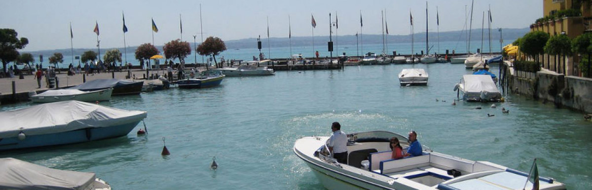 Boat Service Camping Riviera Garda Lake Toscolano Maderno